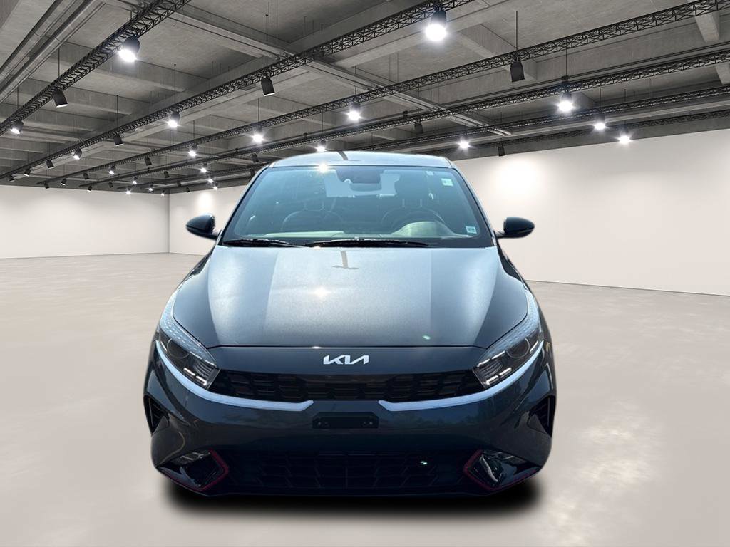 2023 Kia Forte GT-Line photo 2