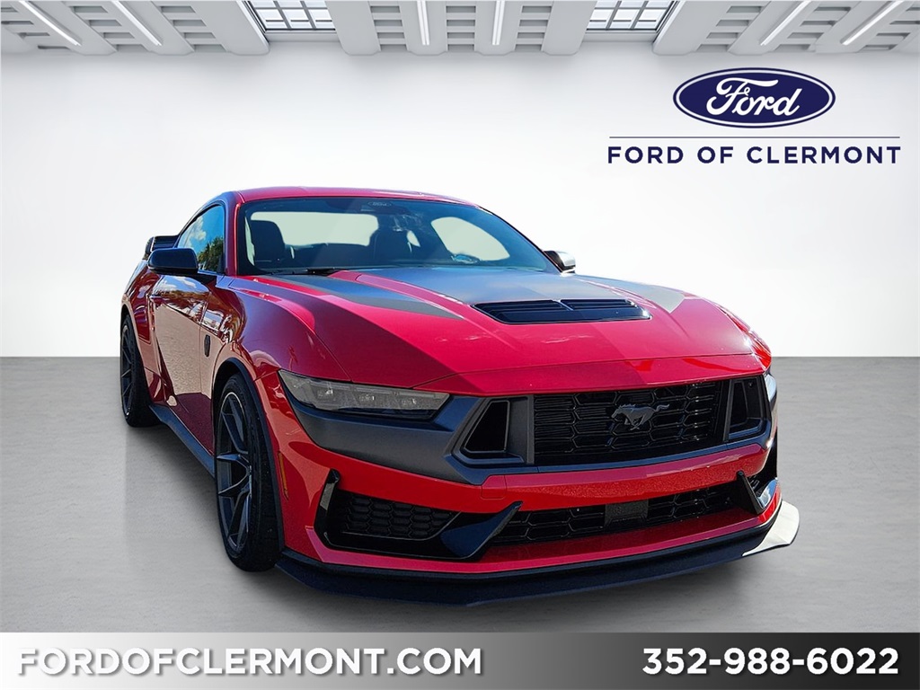 2025 Ford Mustang Dark Horse's photo