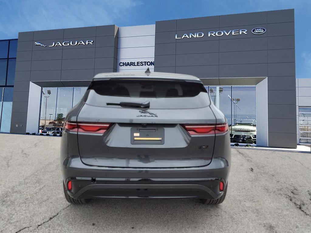 2026 Jaguar F-PACE P250 R-Dynamic S photo 5