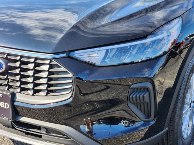 2026 Ford Escape Active photo 4