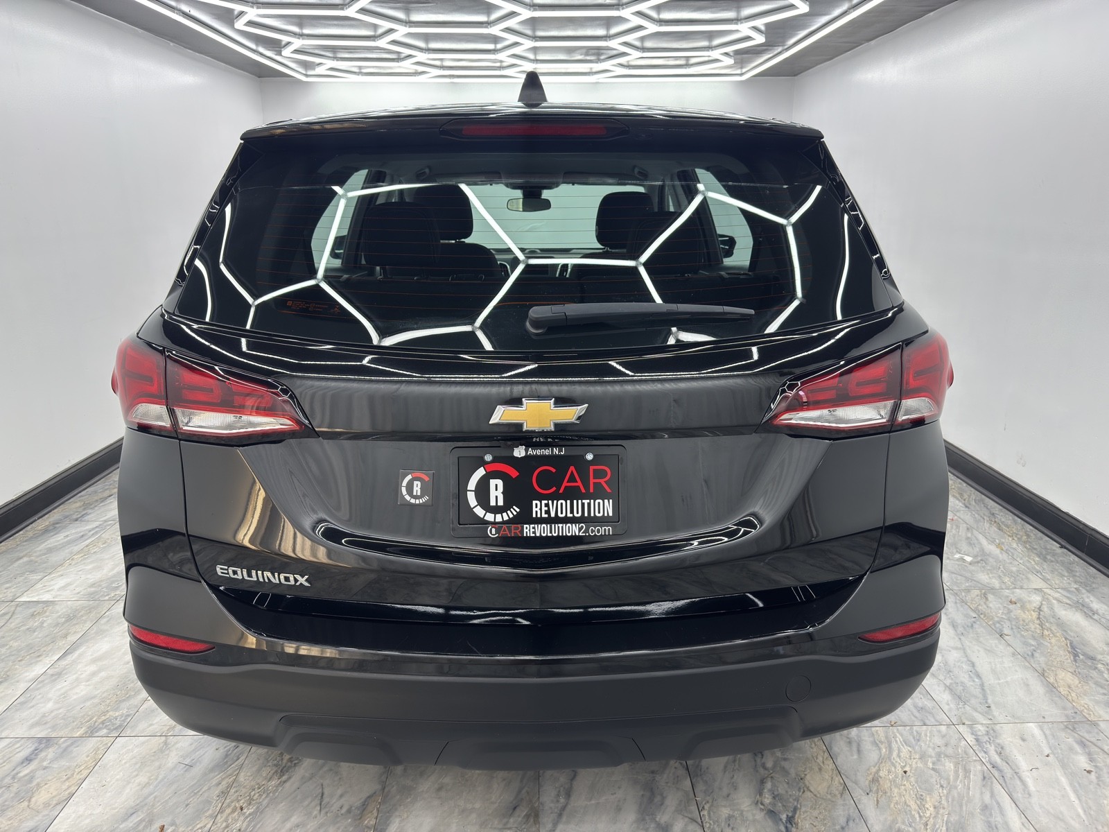 2022 Chevrolet Equinox LS photo 3