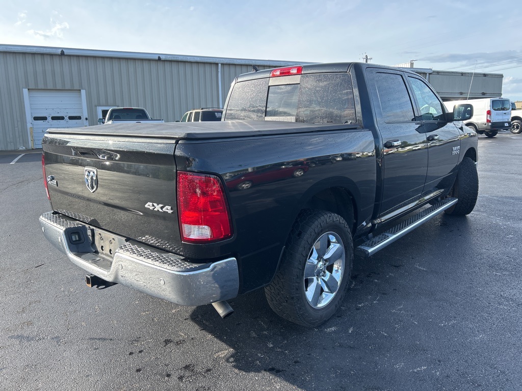 2017 Ram 1500 Big Horn photo 3