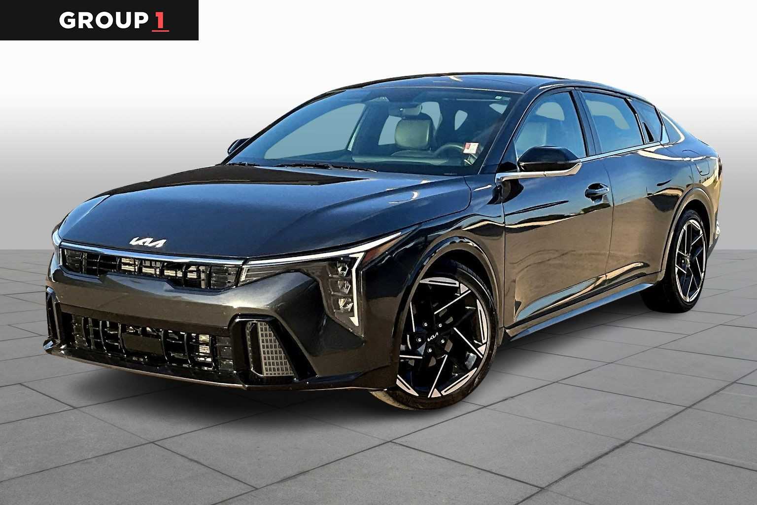 2025 Kia K4 GT-Line's photo