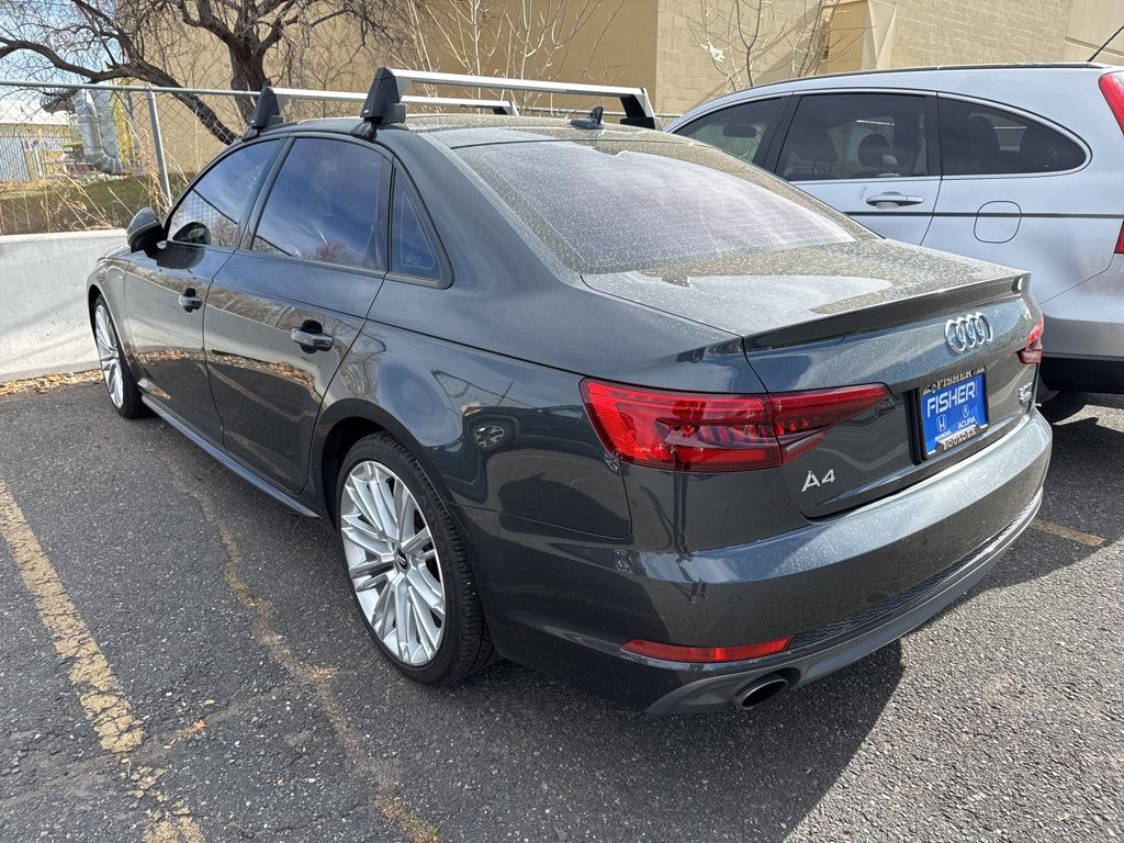 2017 Audi A4 2.0T Prestige photo 2