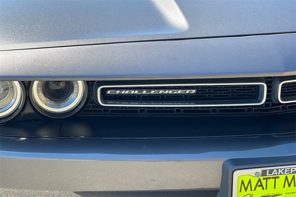 2023 Dodge Challenger SXT photo 7