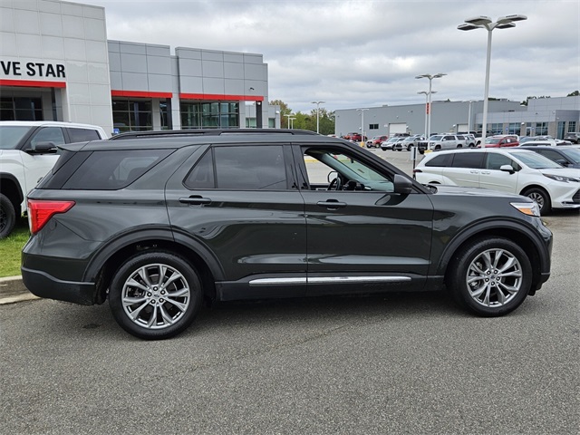 2022 Ford Explorer XLT photo 13