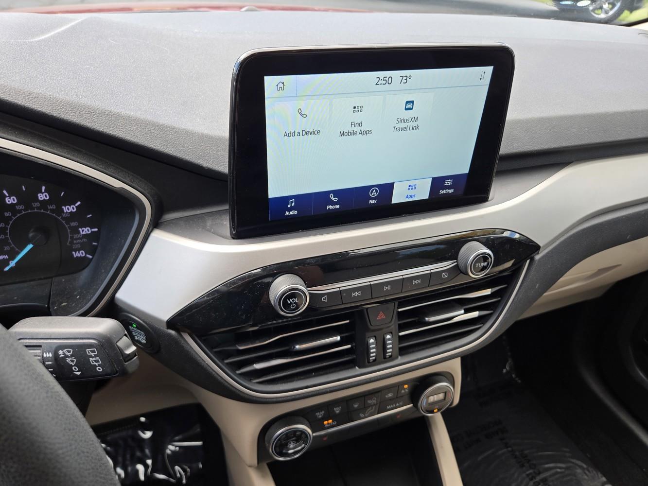 2020 Ford Escape SE photo 7