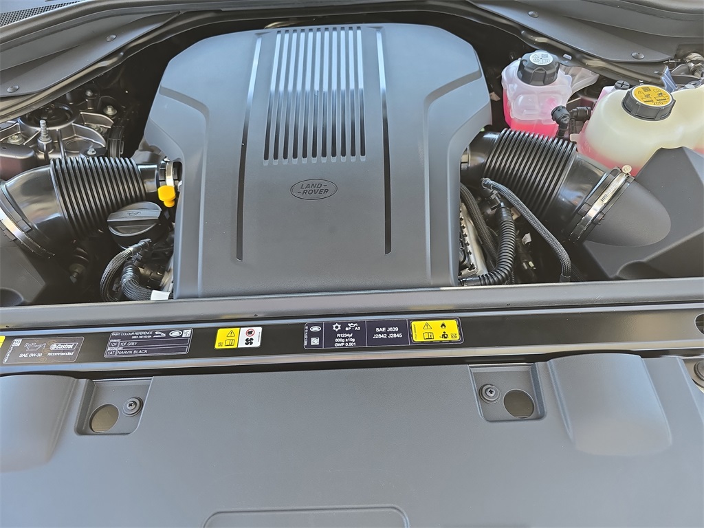 2025 Land Rover Range Rover Sport SE photo 26
