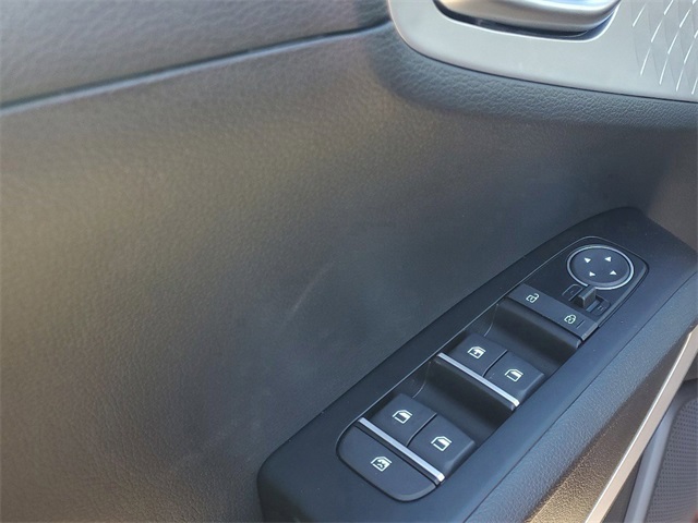 2025 Kia Soul LX photo 7