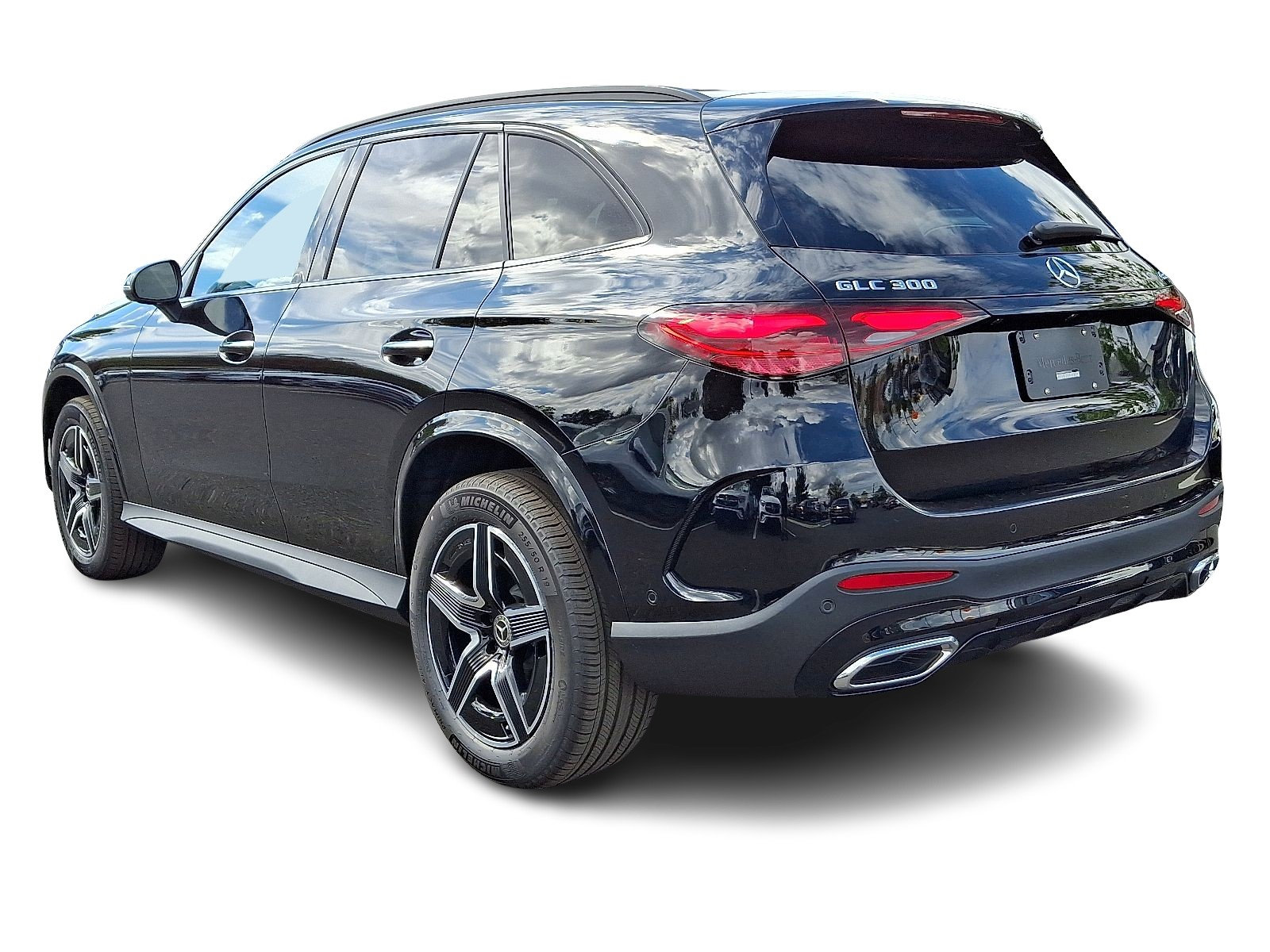 2026 Mercedes Benz GLC 300 4MATIC photo 3