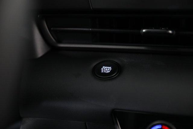2025 Hyundai Elantra SEL Sport photo 10