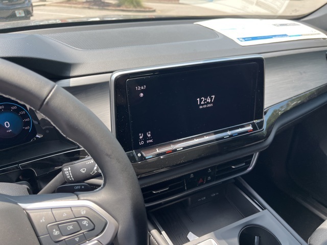 2025 Volkswagen Atlas Cross Sport SE photo 20