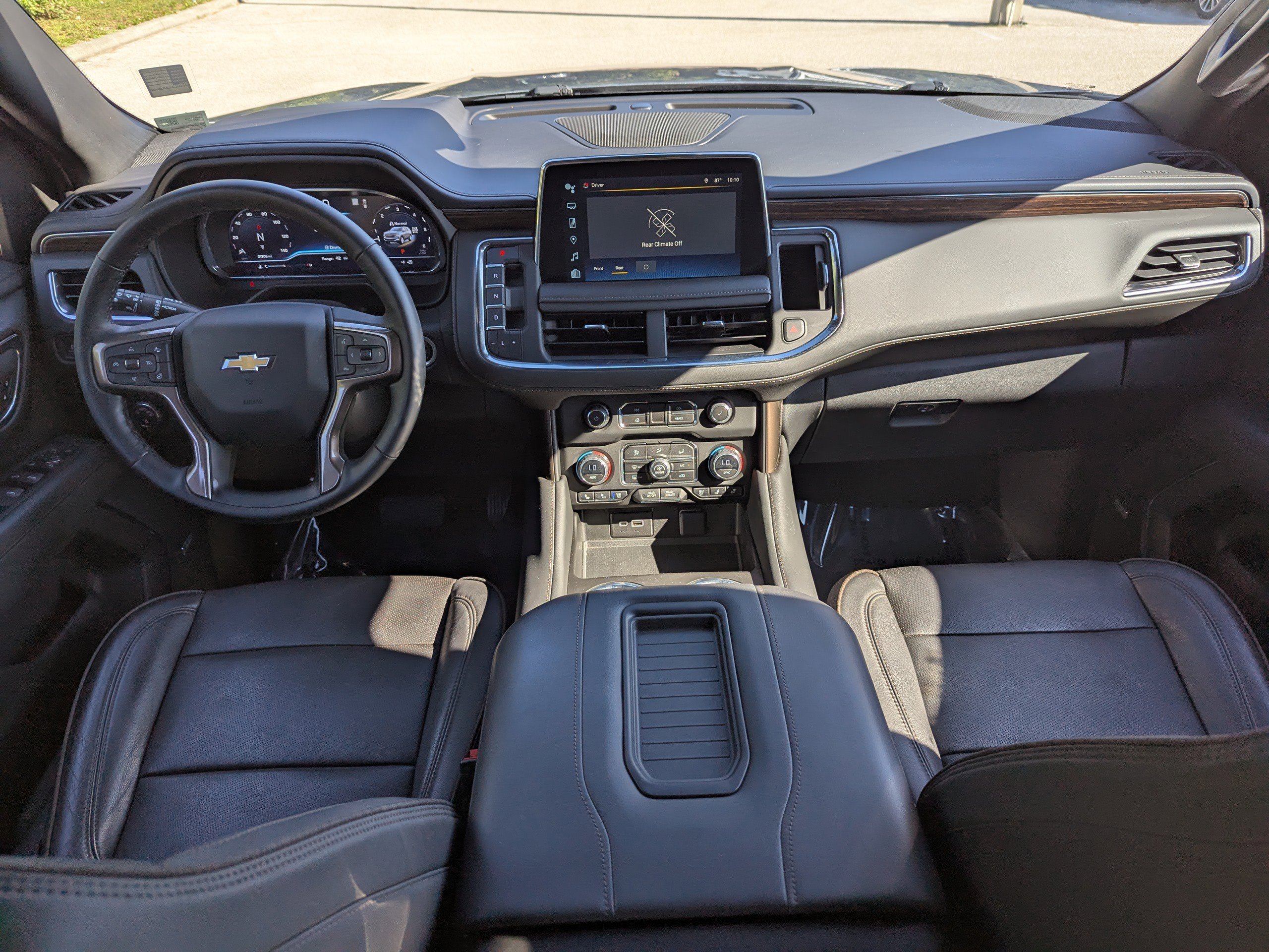2023 Chevrolet Tahoe High Country photo 16