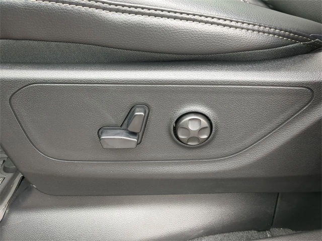 2026 Ram 1500 Rebel photo 18