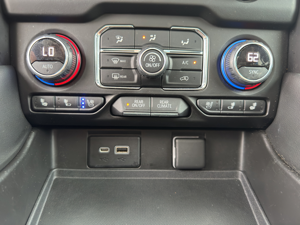 2021 Chevrolet Tahoe Premier photo 19
