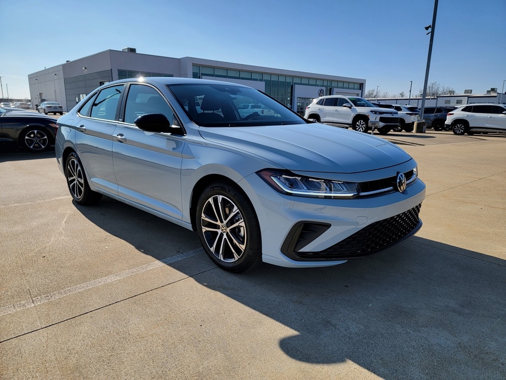 2026 Volkswagen Jetta Sport's photo