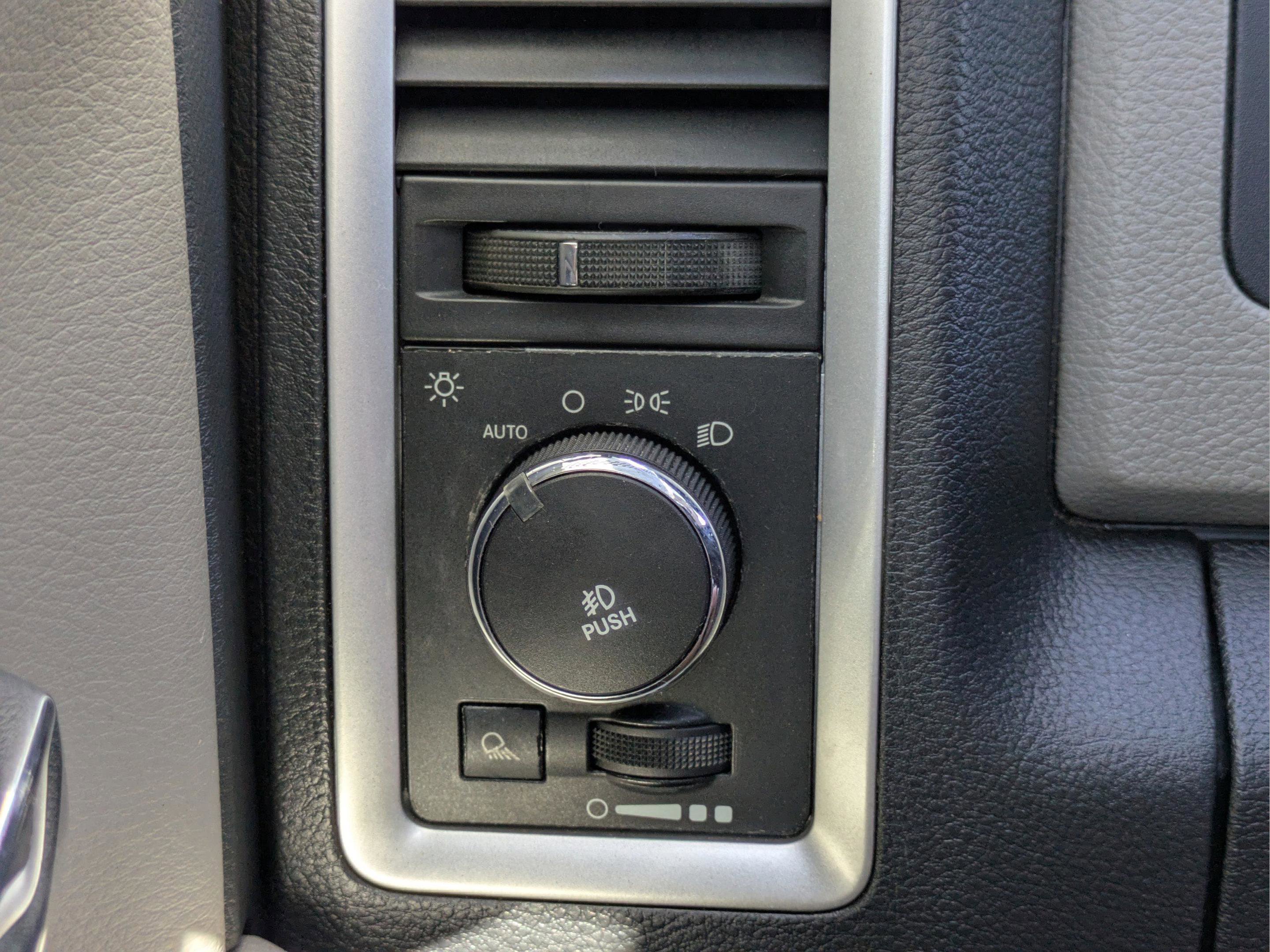 2012 Ram 1500 Big Horn photo 20