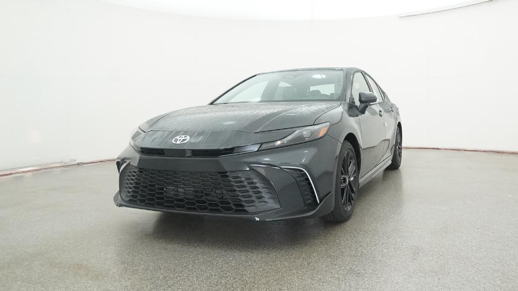 2026 Toyota Camry SE photo 4