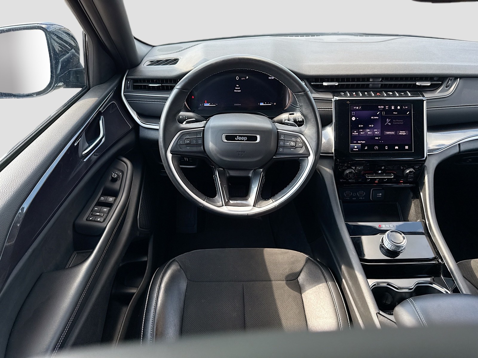 2022 Jeep Grand Cherokee Altitude photo 18