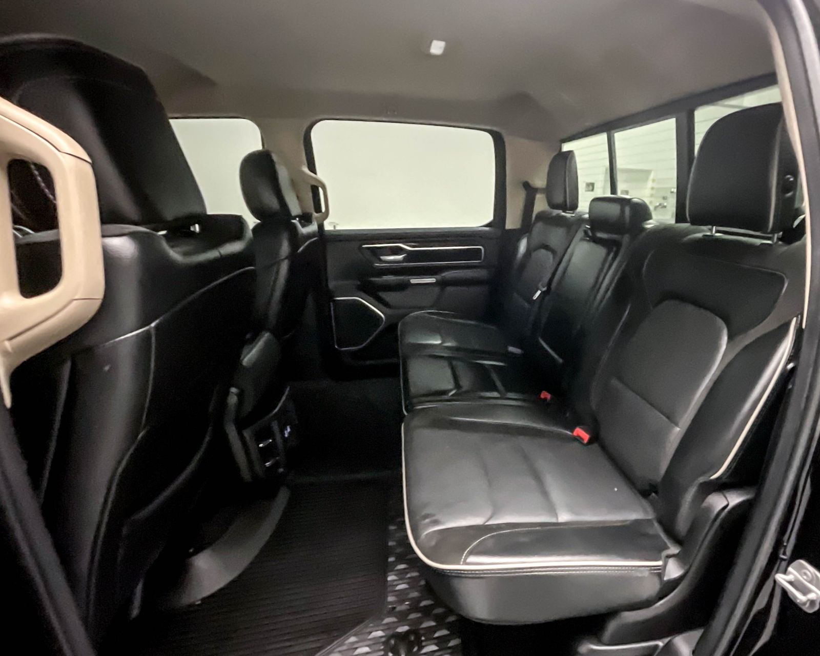 2021 Ram 1500 Laramie photo 19