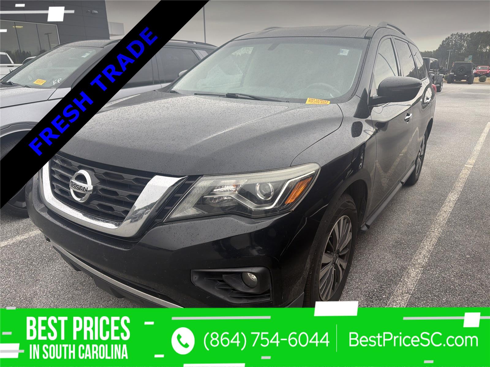 2017 Nissan Pathfinder SV