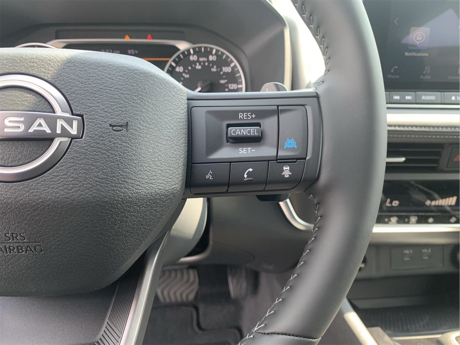 2026 Nissan Rogue SV photo 15