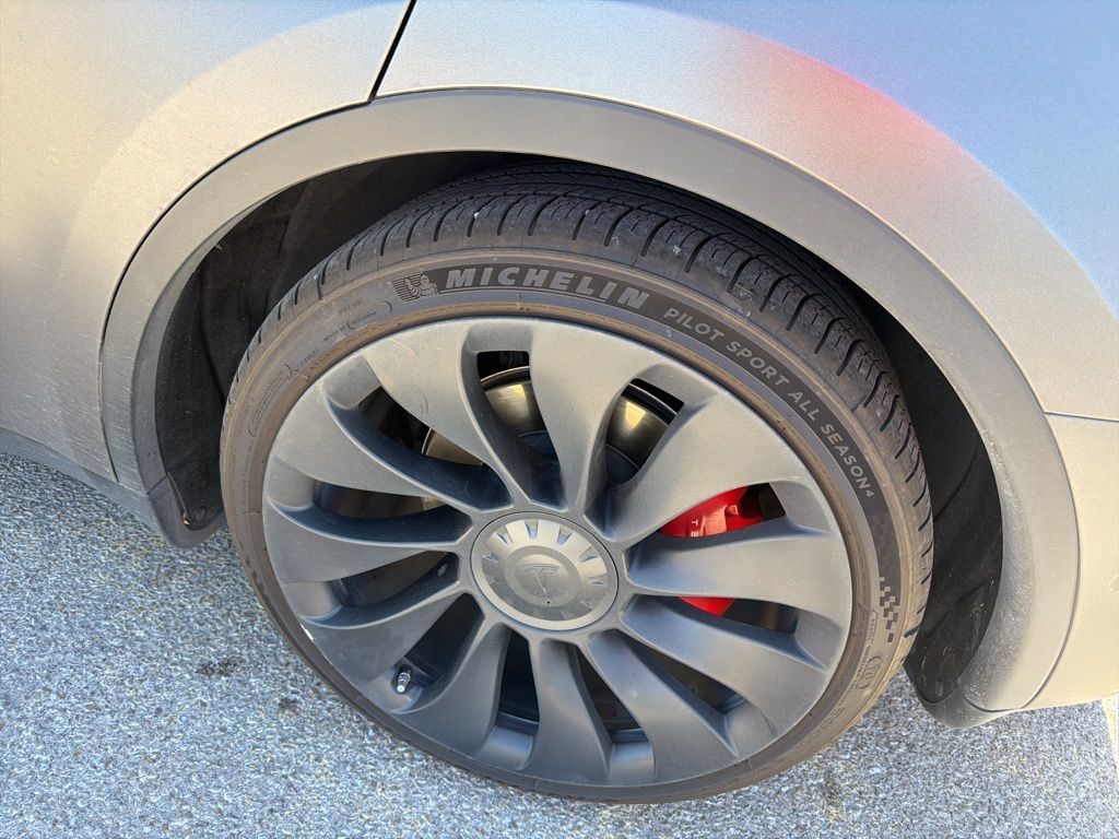 2022 Tesla Model Y Performance photo 12