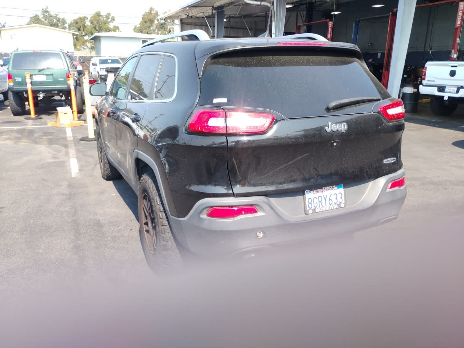 Used 2016 Jeep Cherokee Latitude with VIN 1C4PJLCB0GW274591 for sale in Costa Mesa, CA