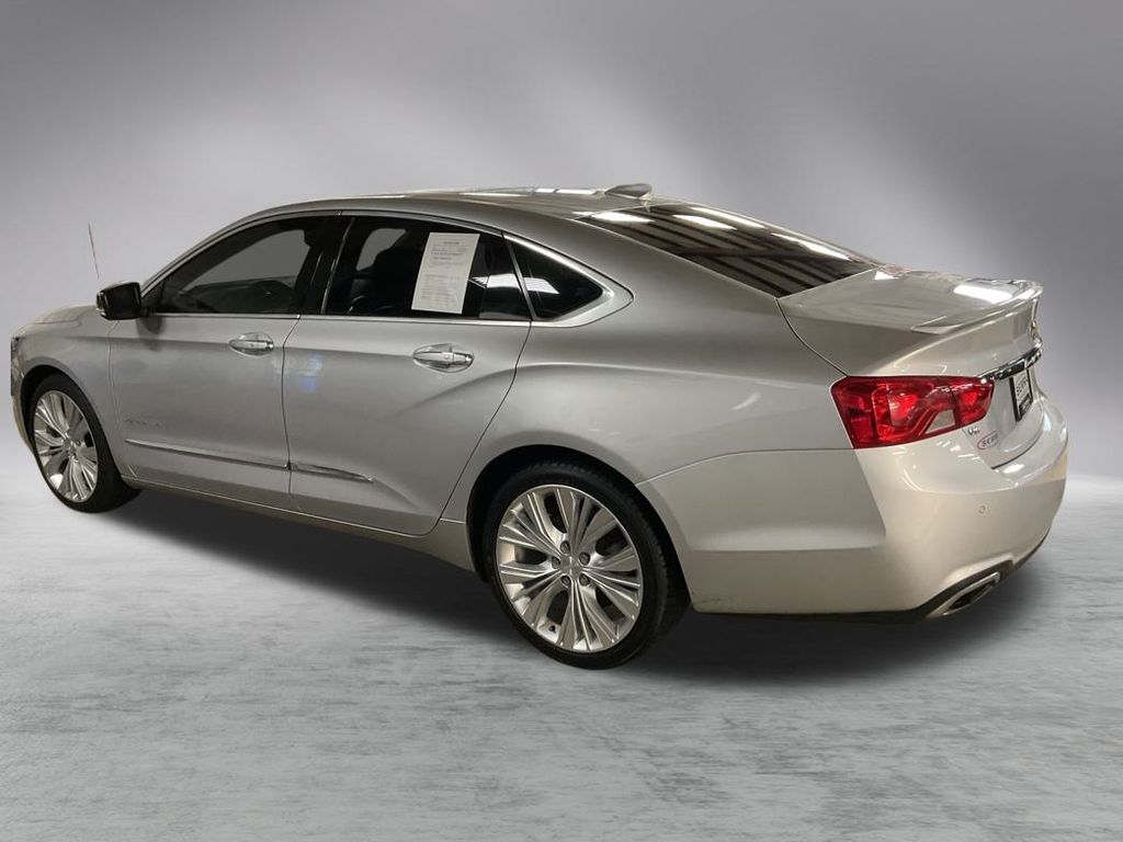 2015 Chevrolet Impala LTZ photo 3