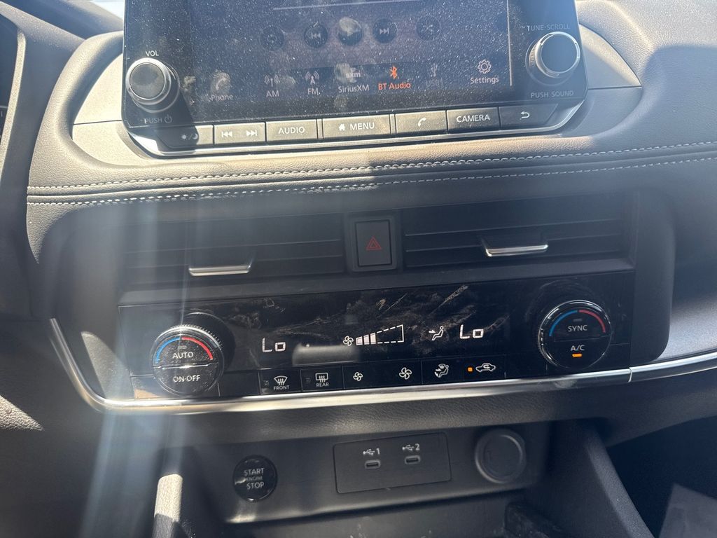 2024 Nissan Rogue SV photo 33