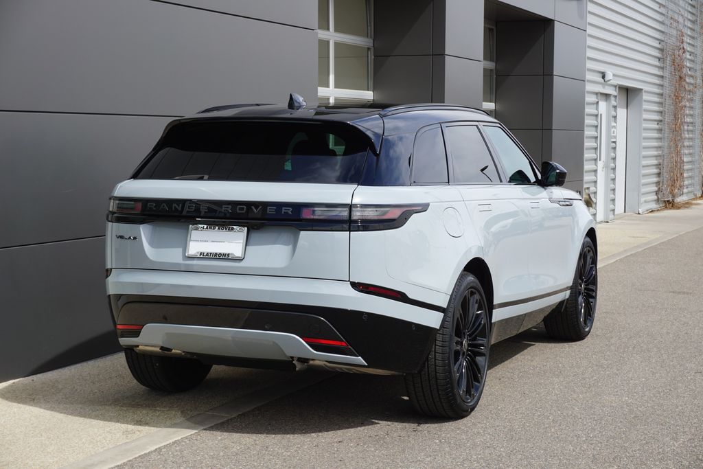 2026 Land Rover Range Rover Velar SE photo 2
