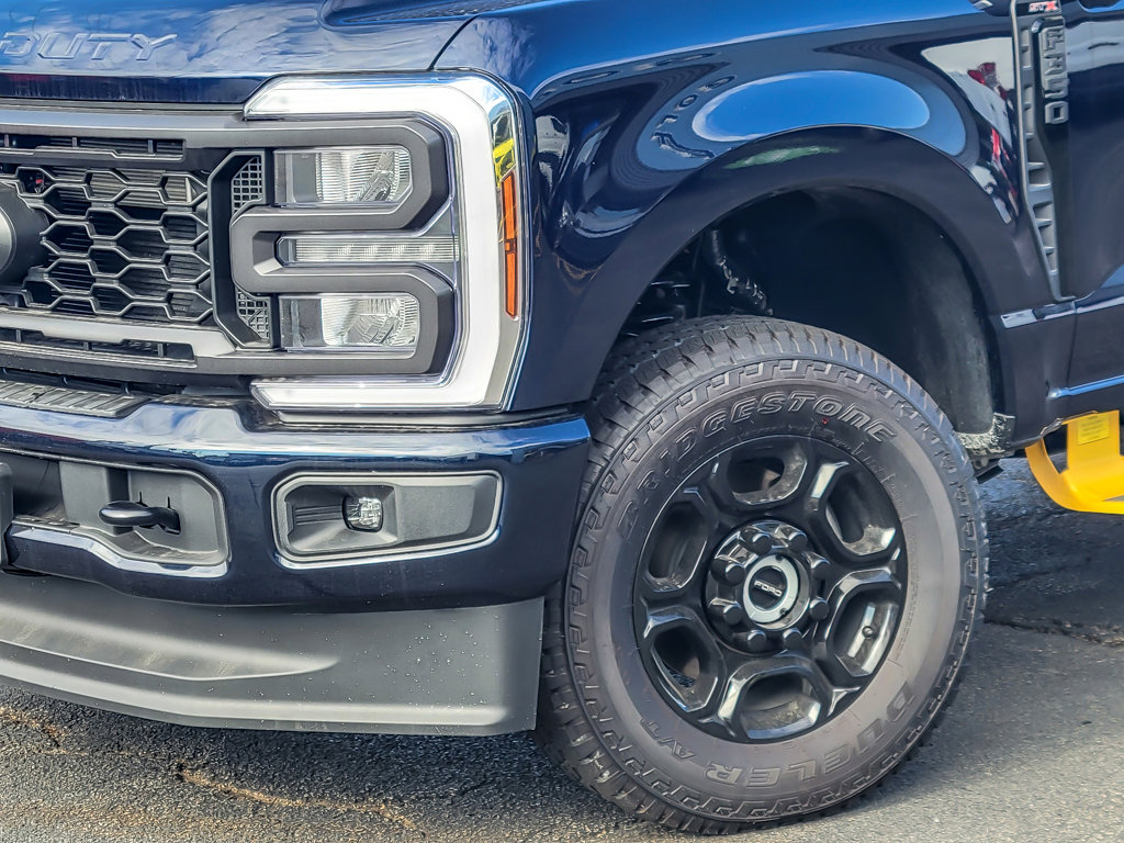 2025 FORD F-350 - Image 2