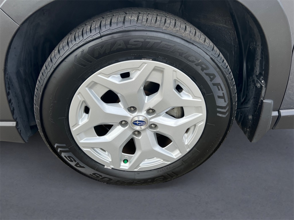 2020 Subaru Forester Base photo 8