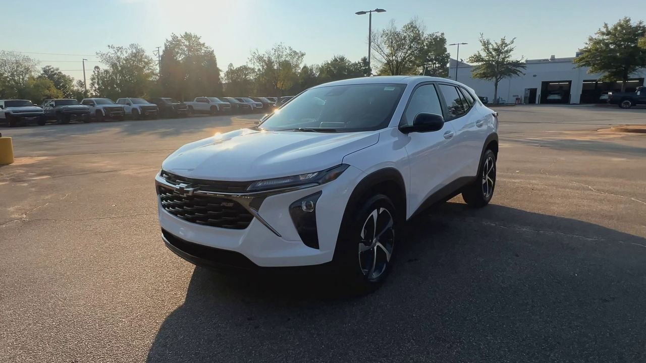 2026 Chevrolet Trax photo 3