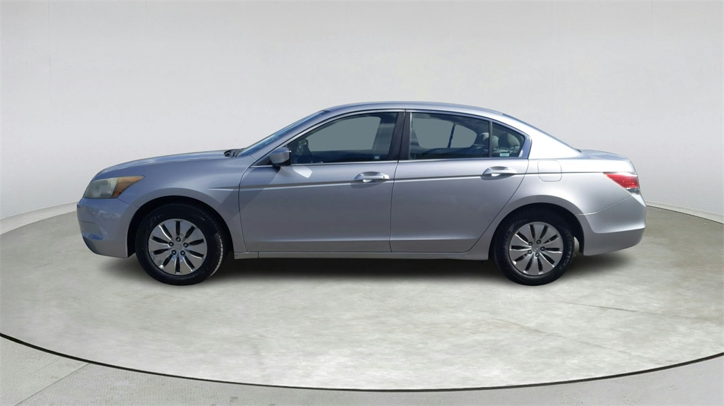 2010 Honda Accord LX photo 3