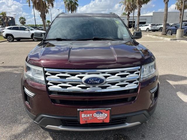 2019 Ford Explorer XLT photo 2