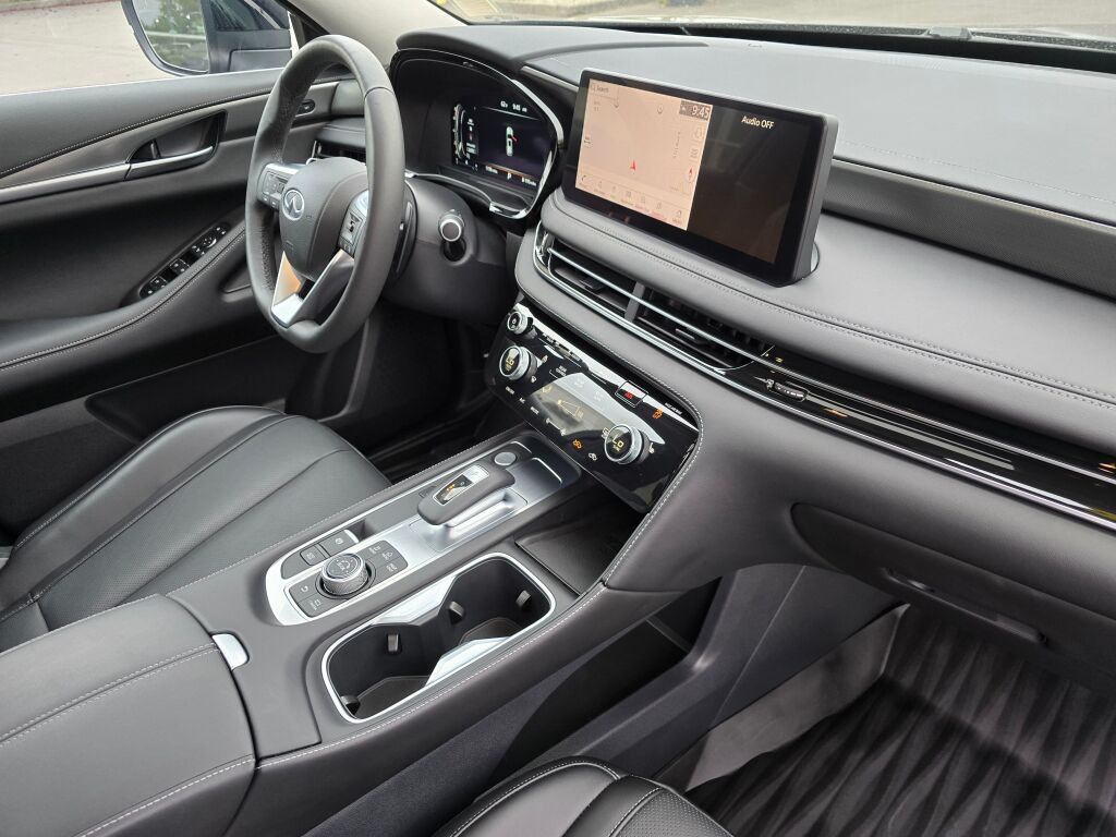 2024 Infiniti QX60 Luxe photo 11