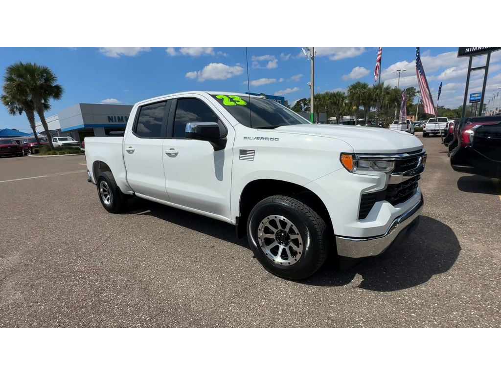 2023 Chevrolet Silverado 1500 LT photo 8