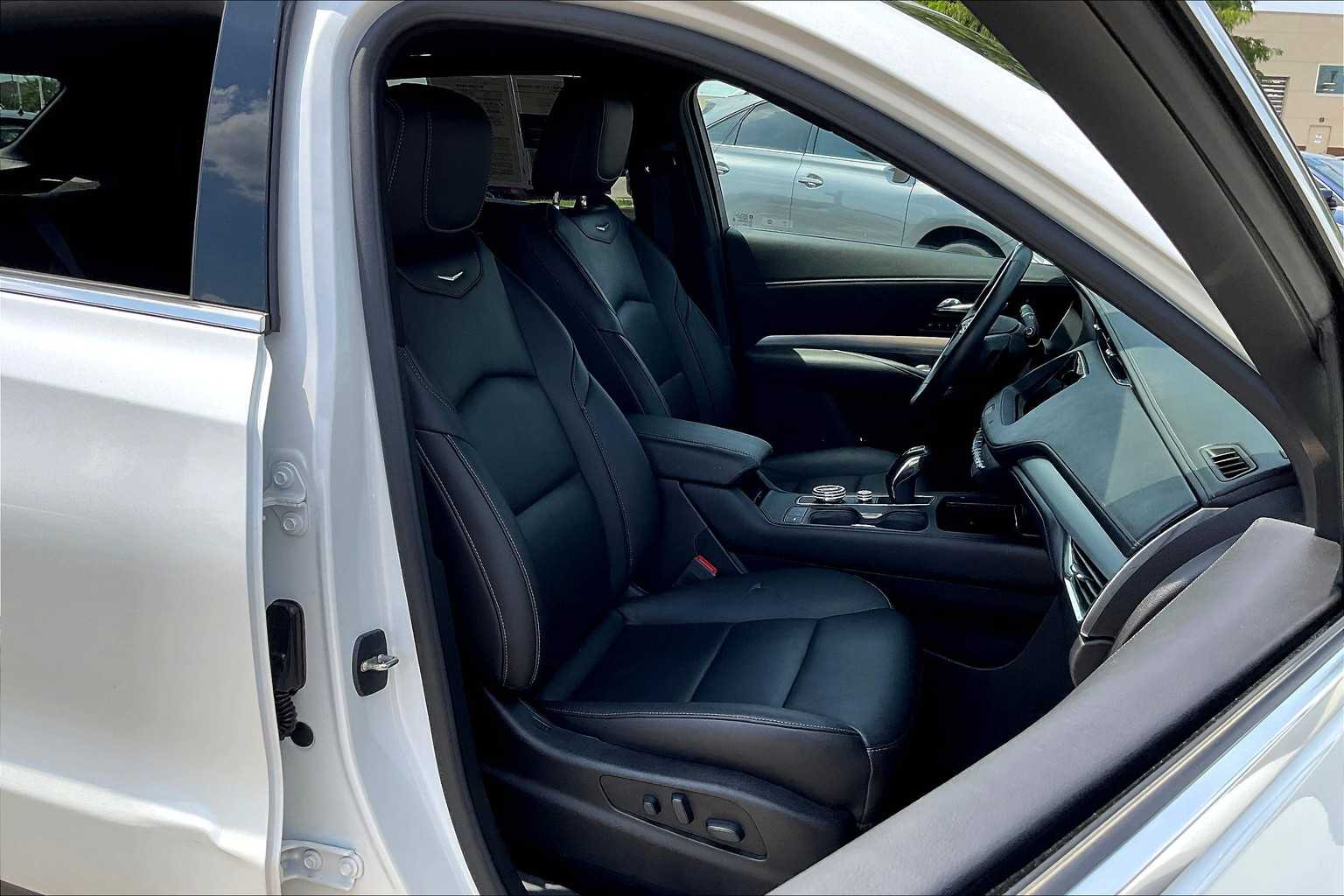 2019 Cadillac XT4 Premium Luxury photo 7