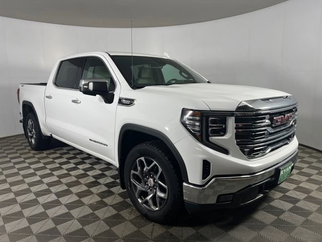 2022 GMC Sierra 1500 SLT's photo