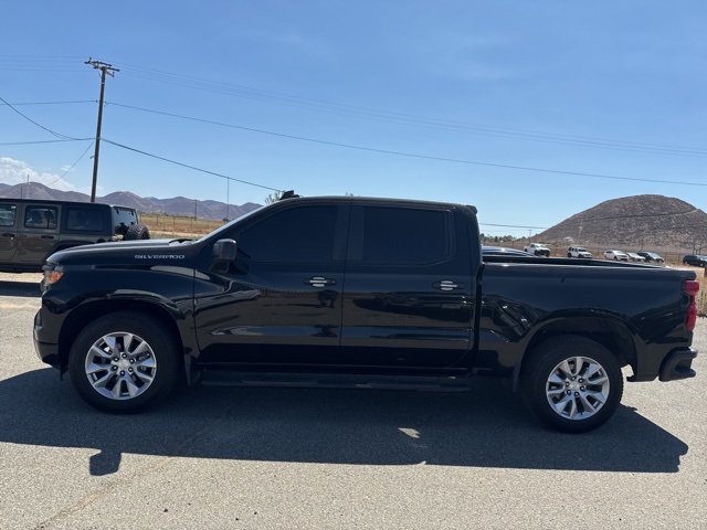 2022 Chevrolet Silverado 1500 Custom photo 4