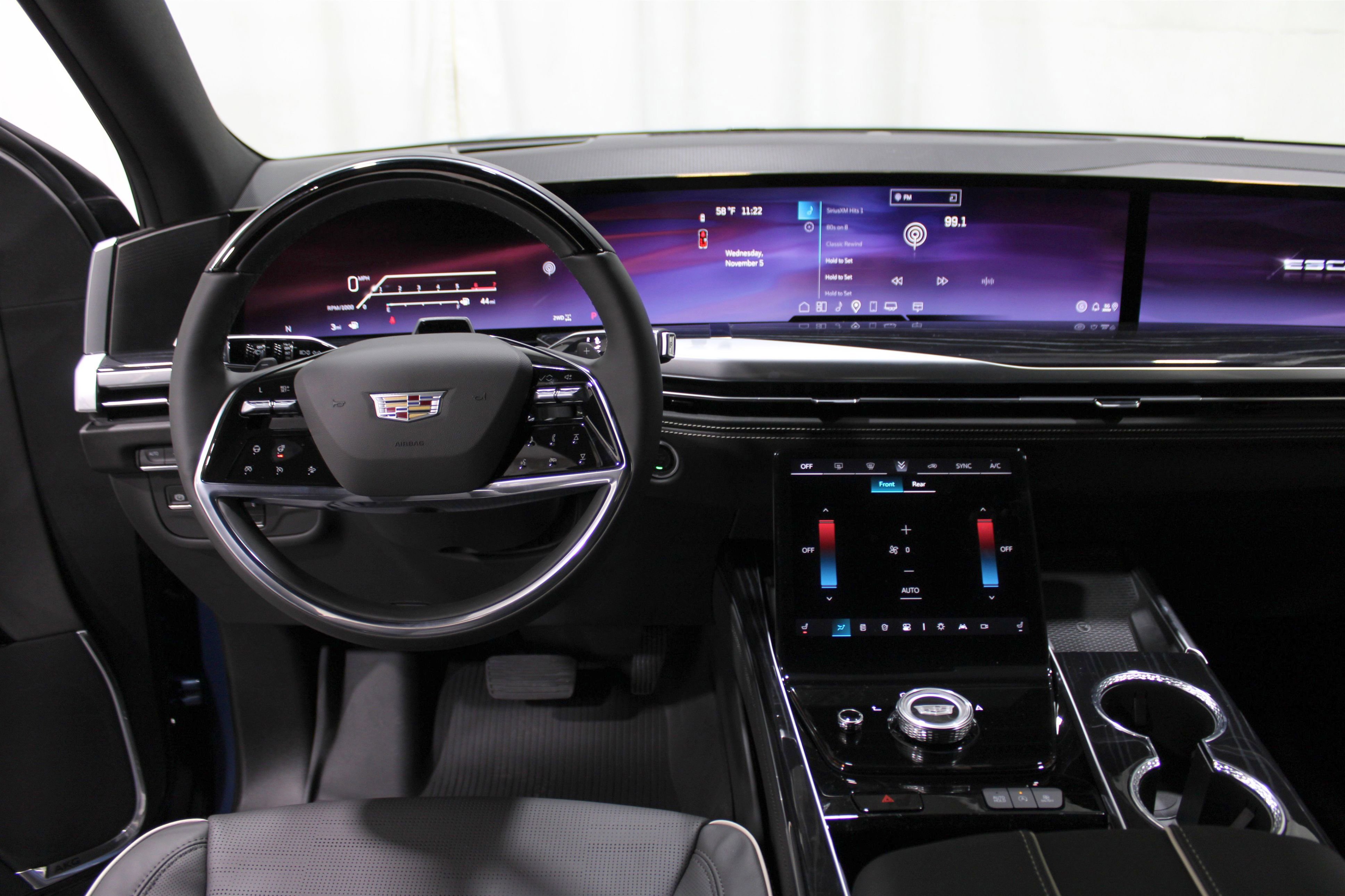 2026 Cadillac Escalade Sport photo 2