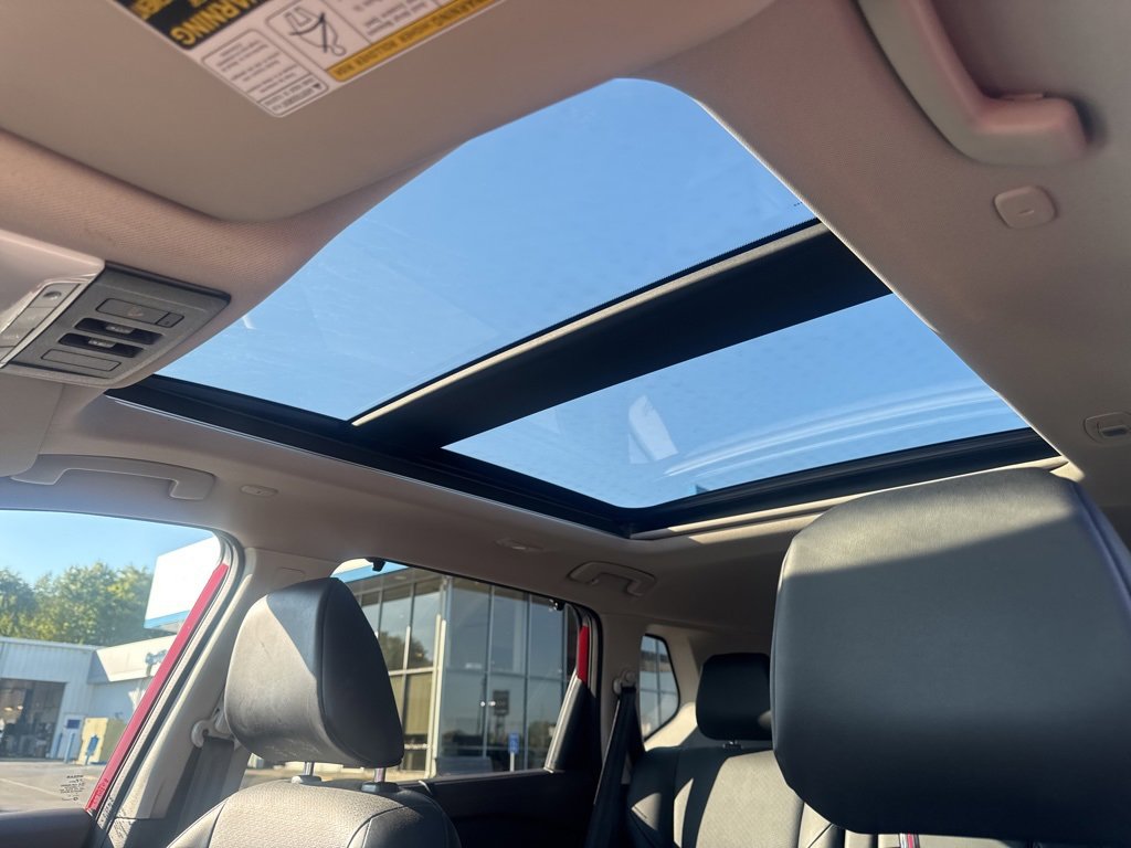 2022 Nissan Rogue SV photo 20