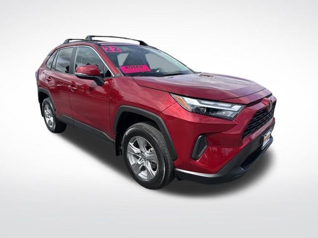 2022 Toyota RAV4 XLE photo 7