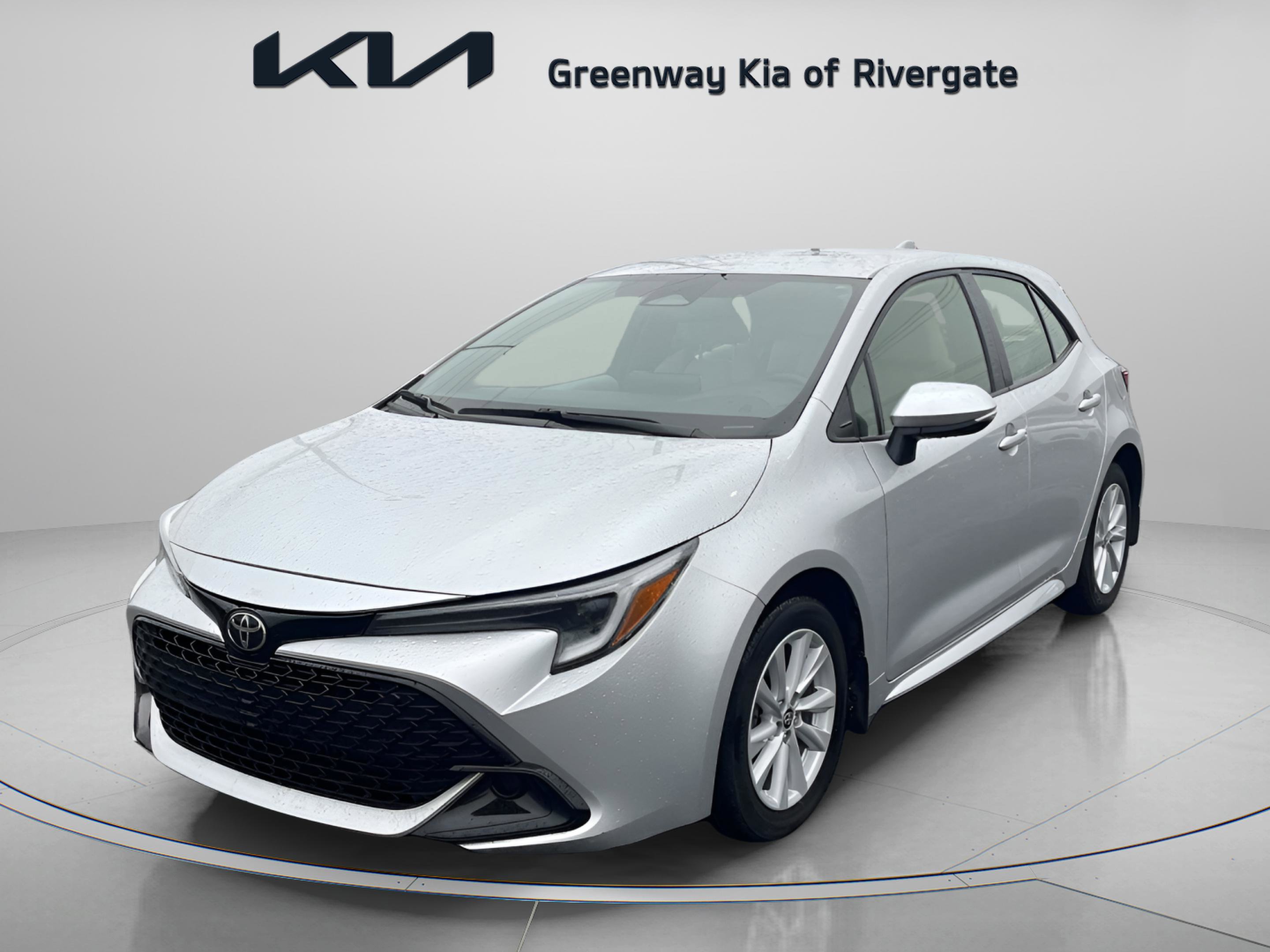 2023 Toyota Corolla SE photo 3