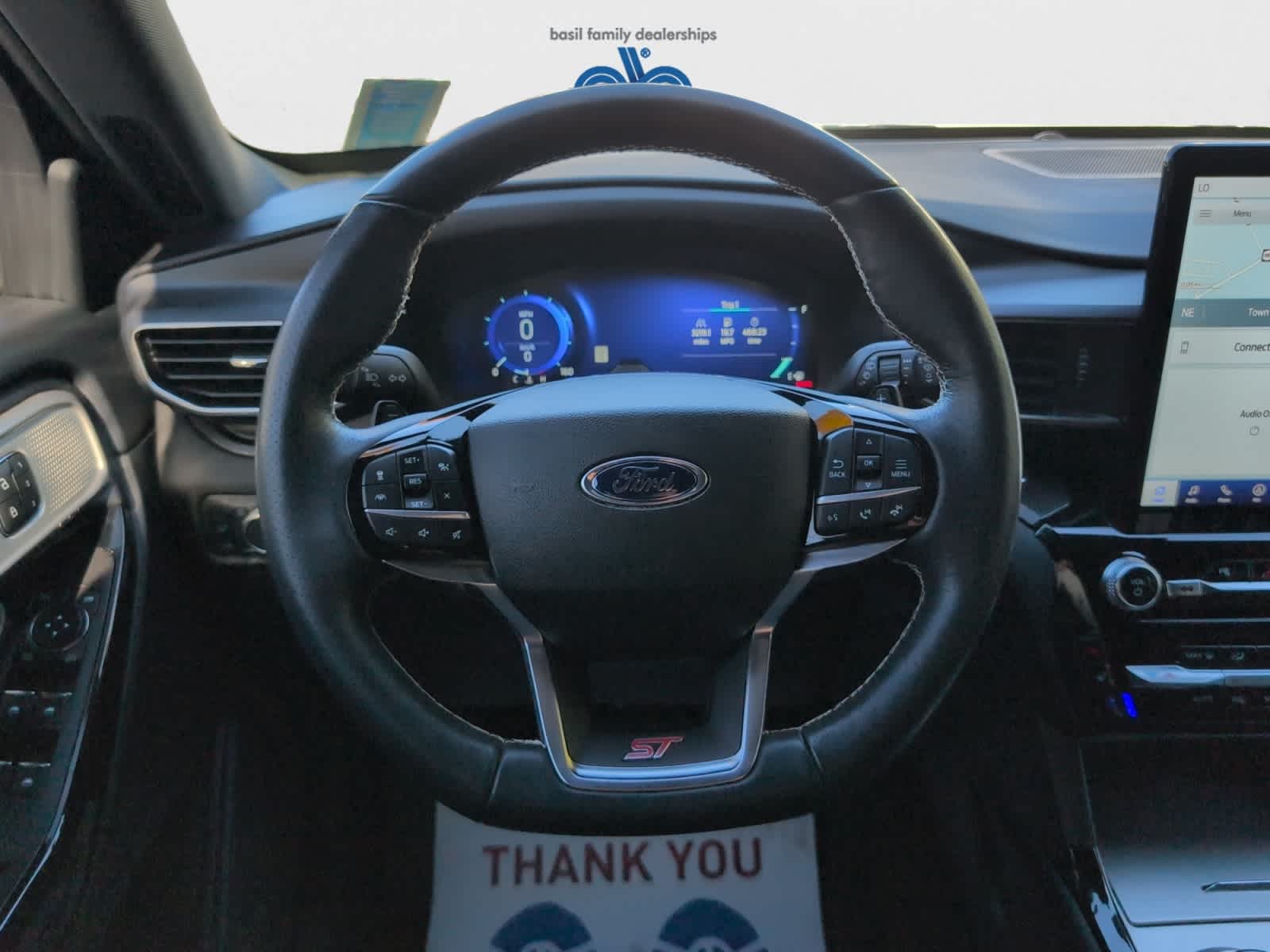 2022 Ford Explorer ST photo 8