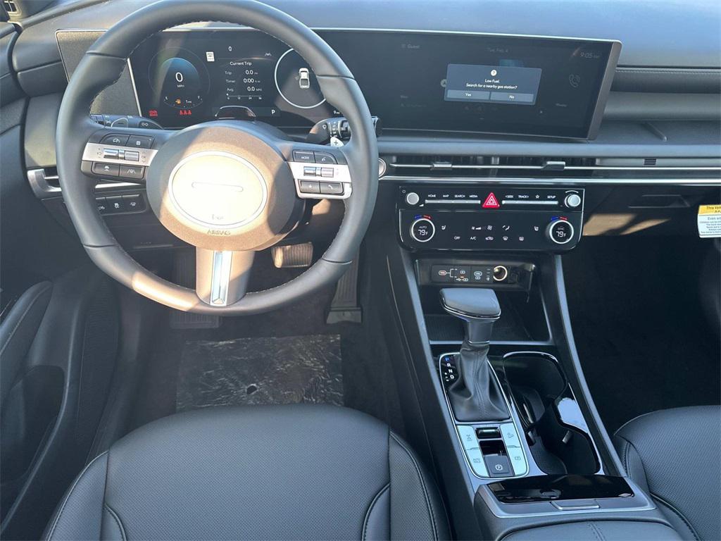 2025 Hyundai Santa Cruz XRT photo 2