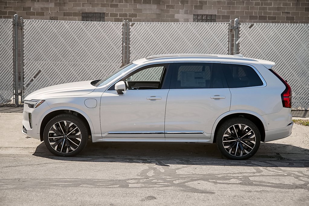 2025 VOLVO XC90 - Image 6