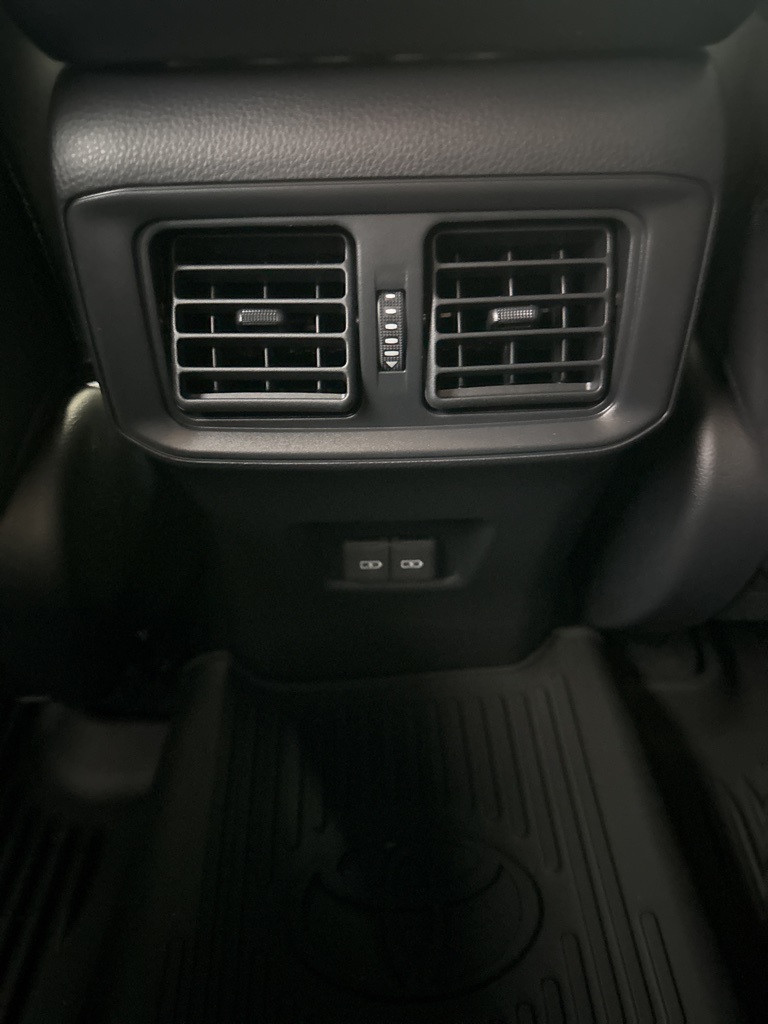2025 Toyota RAV4 Hybrid XSE photo 28