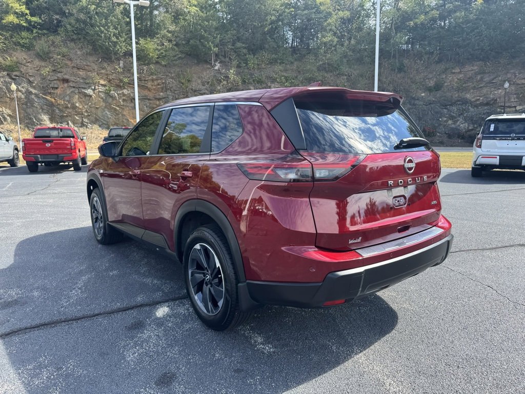 2025 Nissan Rogue SV photo 4
